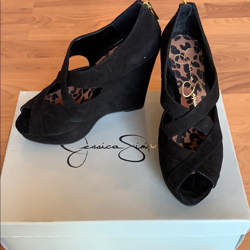 Black Simple Heel